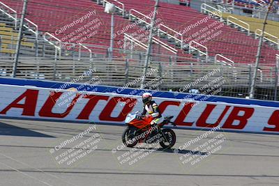 media/Aug-27-2022-Fastrack Riders (Sat) [[c588535105]]/Level 1/Session 1 Start Finish/